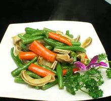 Stir-fried Pig's Trotter with Celery
