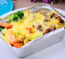 Beef Cheese Baked Rice