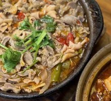 Sour Radish Chicken Offal Stir-fry