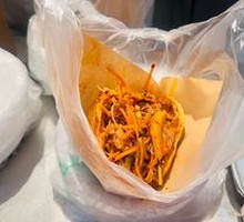 锅盔夹牛肉
