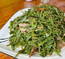String Beans Stir-Fried with Pork