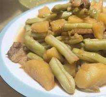 Potato and String Bean Stir-fry