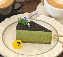 Truffle Matcha Cake