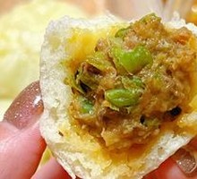 Bean and Pork Steamed Bun
