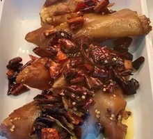 Refreshing Pig Trotter