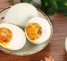 Oily Salted Duck Egg