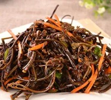 Cold-mixed fern shoots