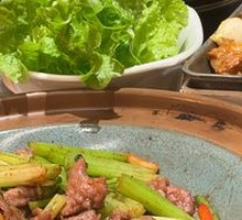 Sichuan Green Pepper Baked Beef