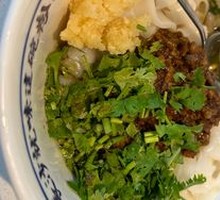 Braised Pork with Rice Noodles