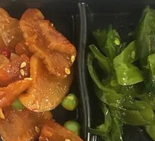 Mixed Sea Cabbage Delight