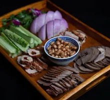 Smoked and Braised Platter