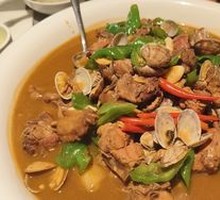 Old Qingdao Clam Chicken