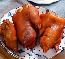 Soft and Tender Pig Trotter Stew