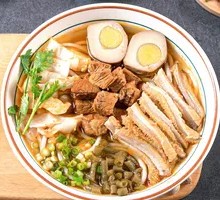 Family Feast Beef Noodle Soup