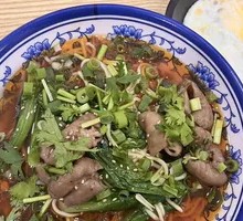 Sichuan Braised Pork Intestine Noodles