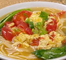 Tomato and Egg Noodle Soup