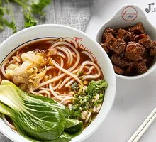 Small Bowl Beef Noodles