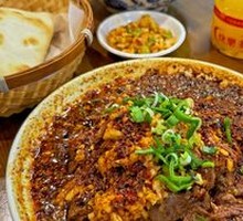 Garlic-Flavored Lamb