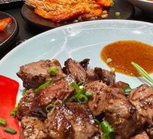 Golden Garlic Filet Mignon Steak