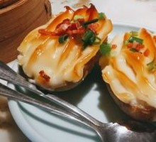 Cheese Baked Potatoes
