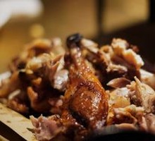 Tear-Split Spicy Pepper Chicken