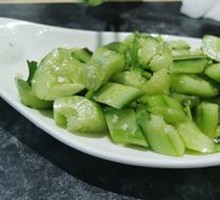 Crisp Cucumber Salad