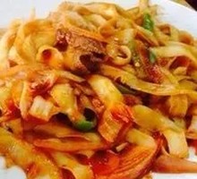 Beef Stir-Fried Knife-Cut Noodles