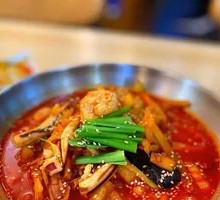 Seafood Spicy Noodle Soup