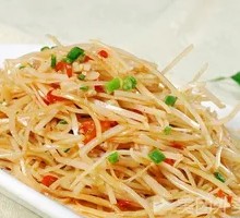 Stir-Fried Potato Strips