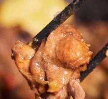 Stir-fried Chicken in Iron Pot