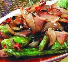 Stir-Fried腊肉 with Green Chili