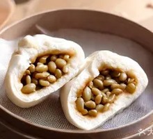 Bean Pork Bun