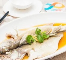 Spicy Oil-Poured Sea Bass