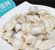 Braised Fish and Chives Dumplings