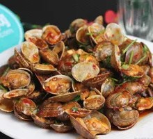 Spicy Stir-Fried Clams