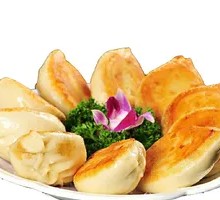 Leek and Egg Steamed Bun