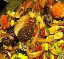 Spicy Stir-Fried Clams