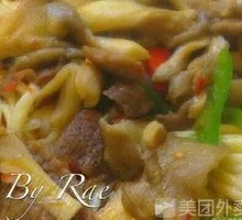 Mushroom and Pork Noodles