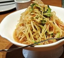Shredded Potatoes with Jellyfish Skin