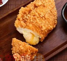 Cheese-filled Chicken Cutlet