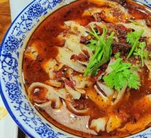 Jixi Spicy Soup Noodles with Hand-Cut Noodles