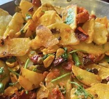 Spicy Potatoes in Dry Pot