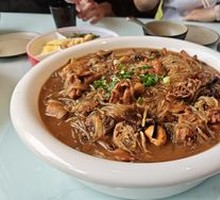 Chicken Stew with Mushrooms and Noodles