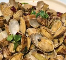 Spicy Stir-Fried Clams