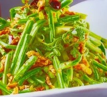 Stir-fried Pork with Fern Shoots