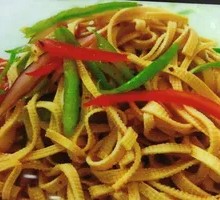 Stir-Fried Tofu Skin Noodles