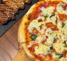 Margherita Pizza