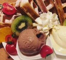 Fruit Ice Cream Pancake