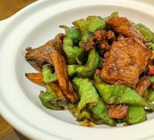 Mashed Chili and Pork Stir-fry