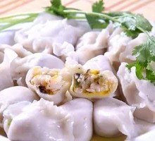 Shrimp and Pork Dumplings with Chives